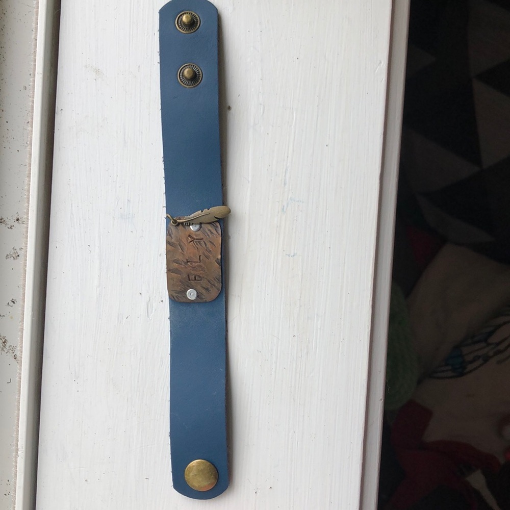 Fly bracelet